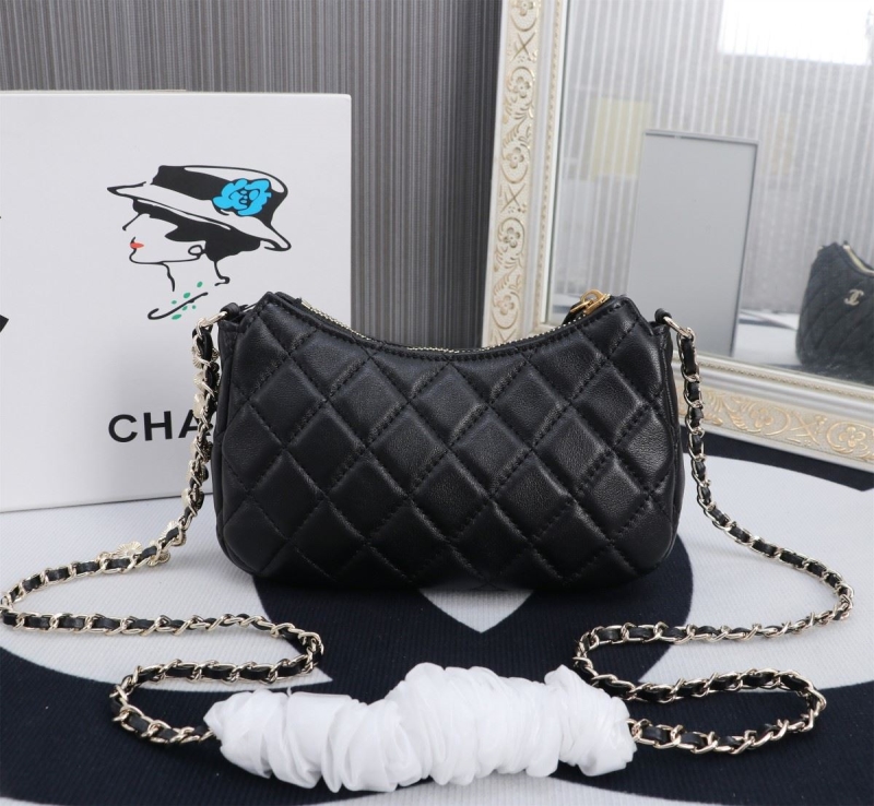 Ch**el hobo bags